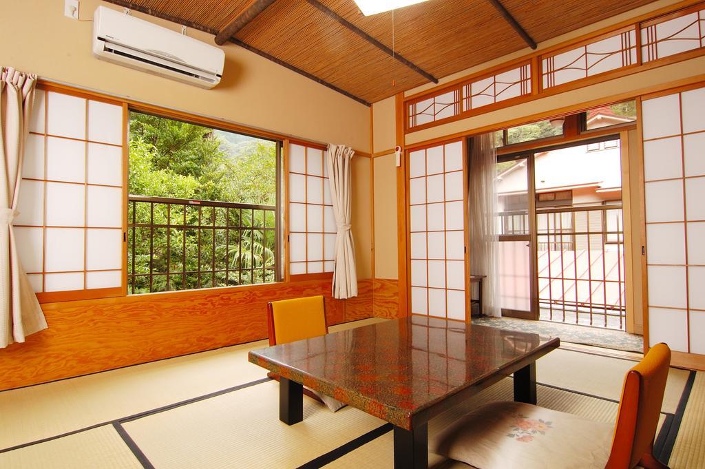 Sansou Nagisa Hotel Isehara Kamer foto