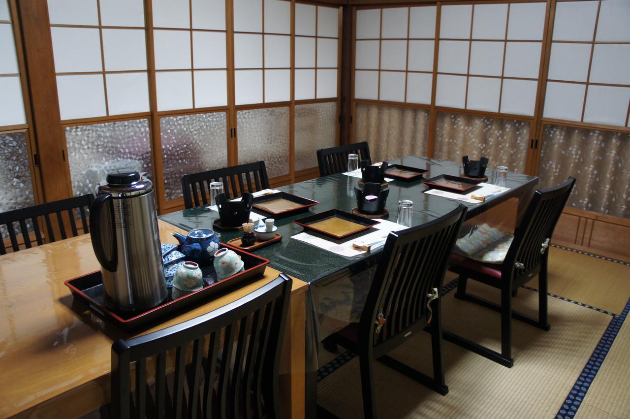 Sansou Nagisa Hotel Isehara Buitenkant foto
